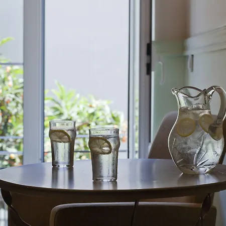 Omorfi Poli ゲストハウス ナフプリオ