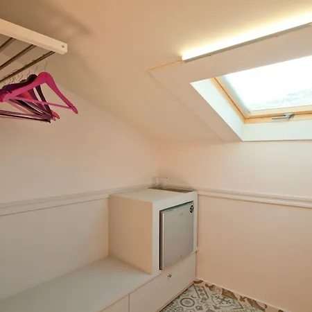 Omorfi Poli 4* ナフプリオ