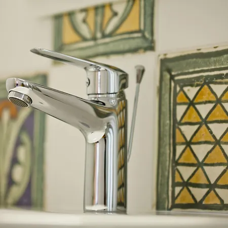 Omorfi Poli ゲストハウス ナフプリオ