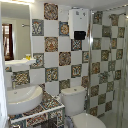 Omorfi Poli 4* ナフプリオ