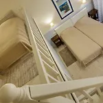 Πανσιόν Omorfi Poli 4*