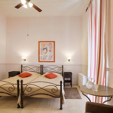 Omorfi Poli 4*