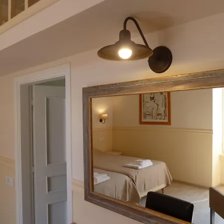 Omorfi Poli Maison d'hôtes 4*