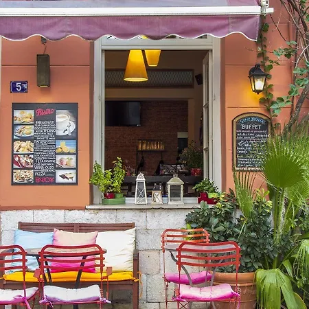 Omorfi Poli 4* Nauplie