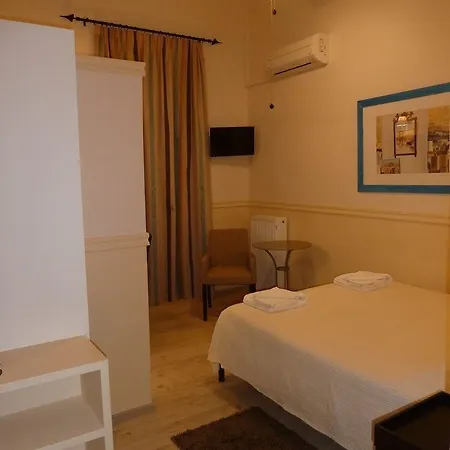 Omorfi Poli 4*