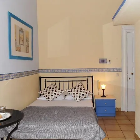 Omorfi Poli Πανσιόν Ναύπλιο