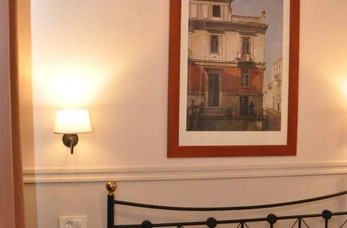 Omorfi Poli 4* Nauplion