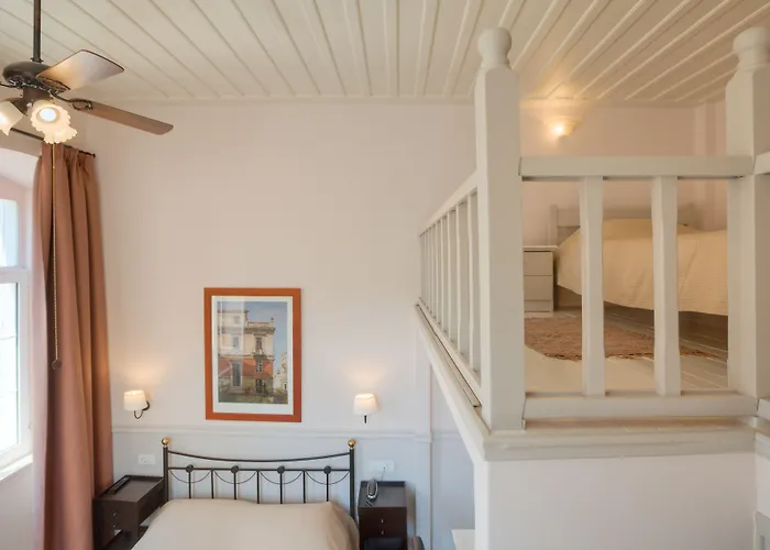 Omorfi Poli Nauplion