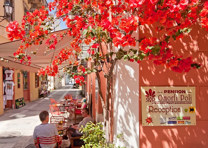 Πανσιόν Omorfi Poli 4*