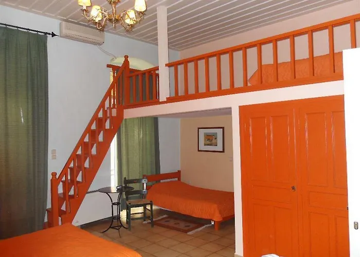 Omorfi Poli Gasthuis