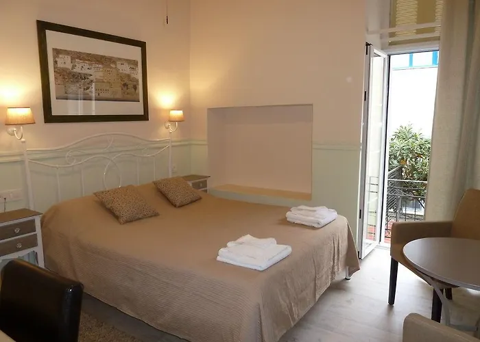 Omorfi Poli Πανσιόν Ναύπλιο