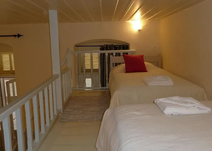 Omorfi Poli Πανσιόν Ναύπλιο